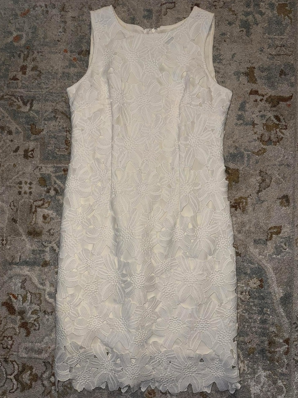 Sleeveless White Lace Sheath Dress sz 2